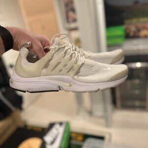 Nike Air Presto 'Triple White' size 11 Men
